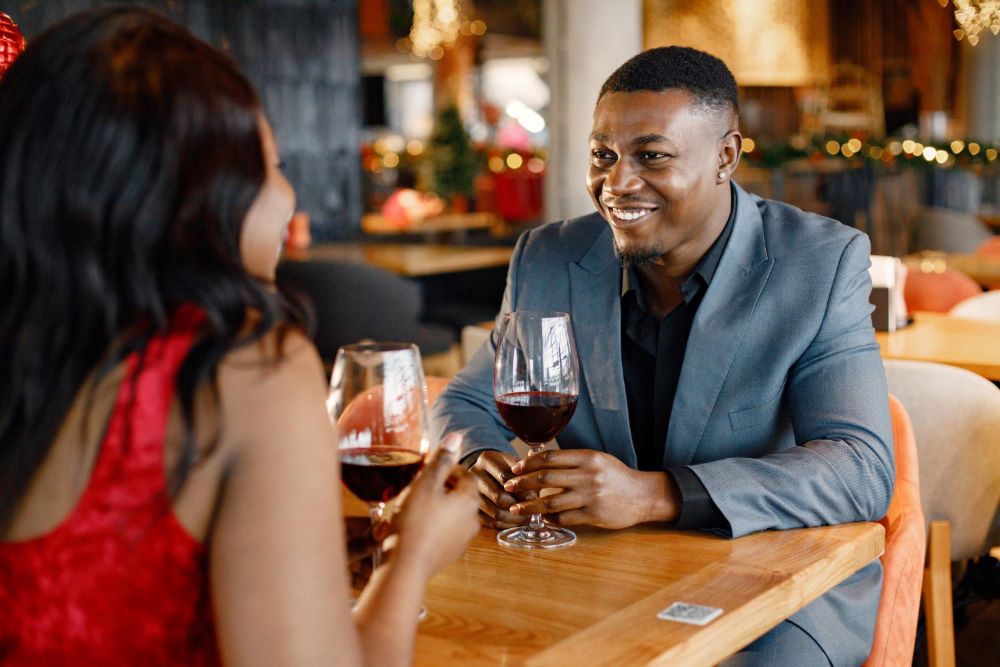 What Should a Couple Talk About on a First Date?