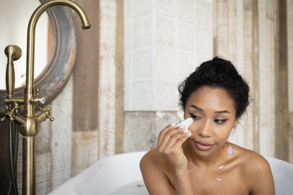 Adding Gua Sha to Your Self-Care Regimen