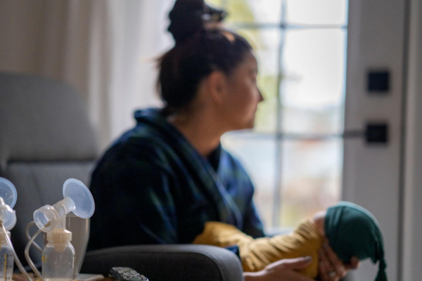 Dealing with Postpartum Issues After Childbirth