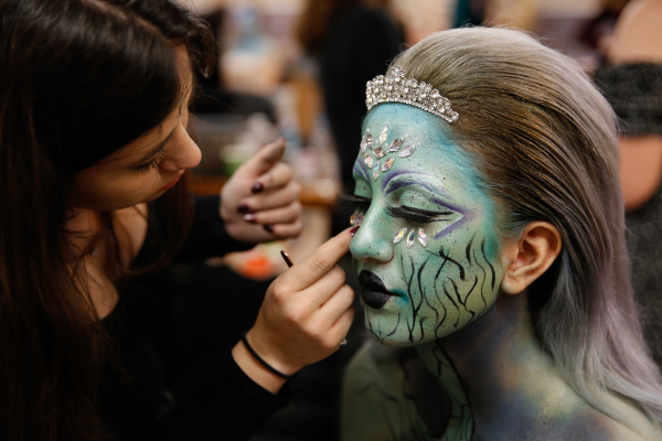 Frightfully Fabulous Halloween Makeup Ideas