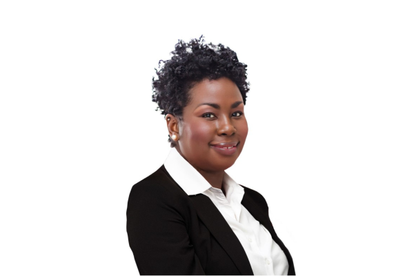 Rena’e Thomas-James Helping People Achieve Beauty Goals