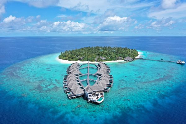 Extraordinary Underwater Experiences in the Maldives