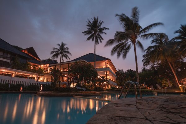 Renting a Villa in Aruba