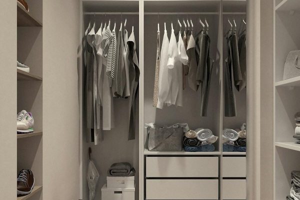 Building an Office-Ready Capsule Collection for Women